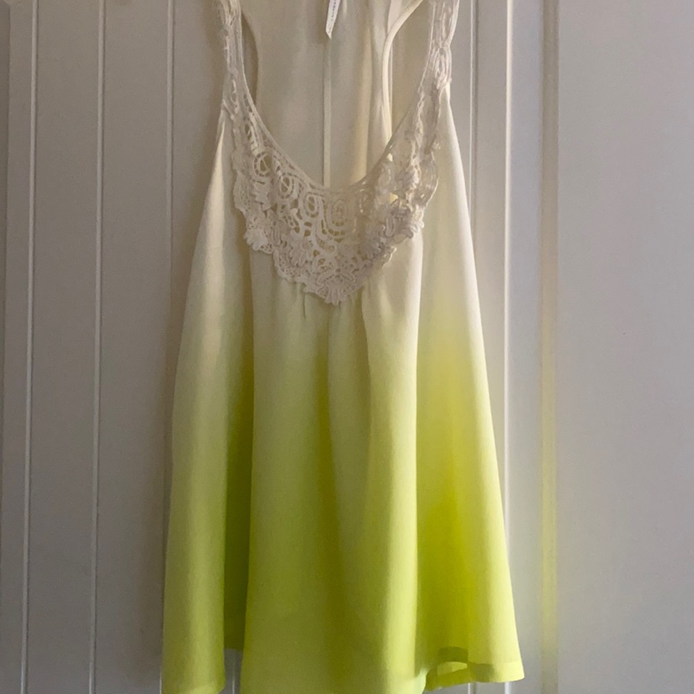 NWOT Lauren Conrad flowy cami